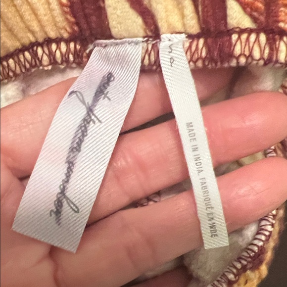 1558+Aloha Island Maroon and Gold Tie-Dye Athletic Shorts W/ Pockets - Picture 5 of 8